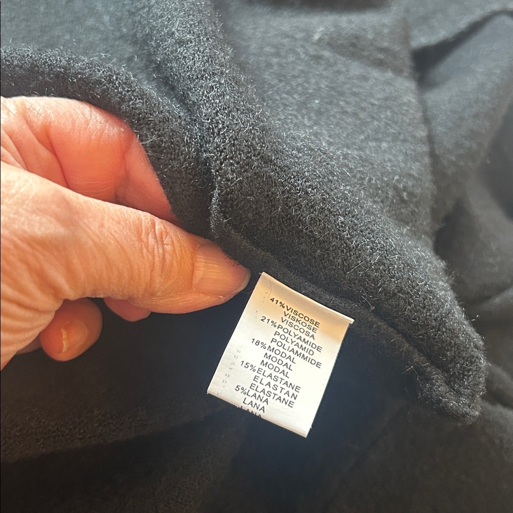 MAX.LONG Elegant Black Long Cardigan size one size - Picture 9 of 9